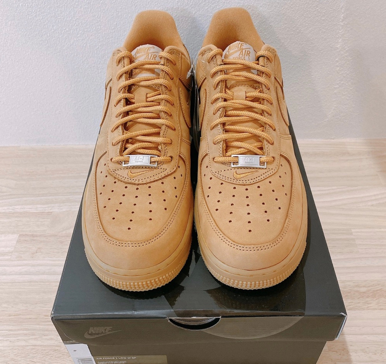 シュプリーム×ナイキ エアフォース1 ロー SUPREME × NIKE AIR FORCE 1 LOW FLAX