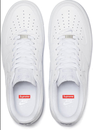 シュプリーム×ナイキ エアフォース1 ロー SUPREME × NIKE AIR FORCE 1 LOW WHITE
