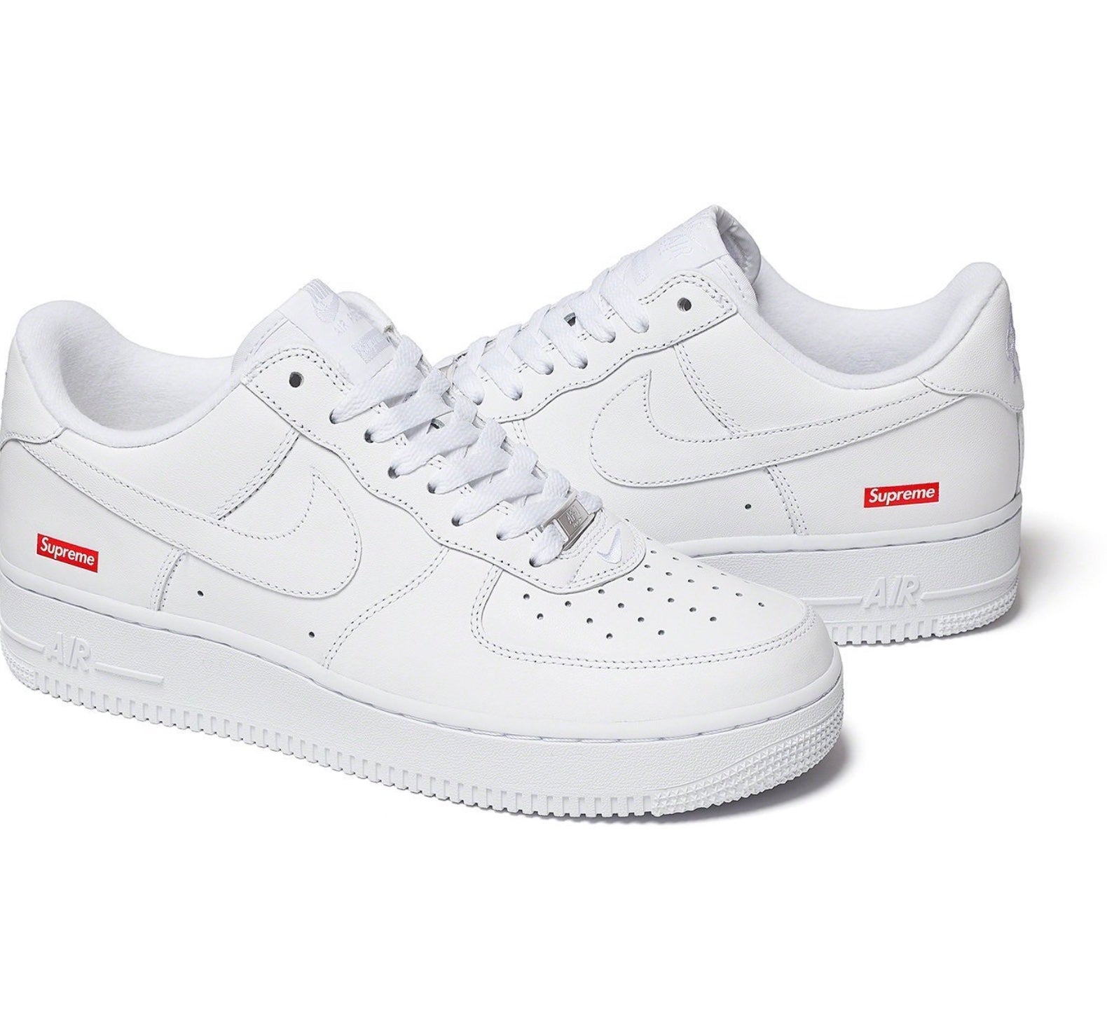 シュプリーム×ナイキ エアフォース1 ロー SUPREME × NIKE AIR FORCE 1